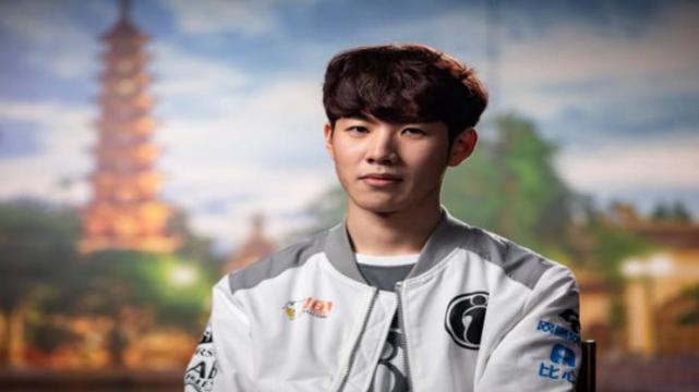 中也难以企 中也难以企