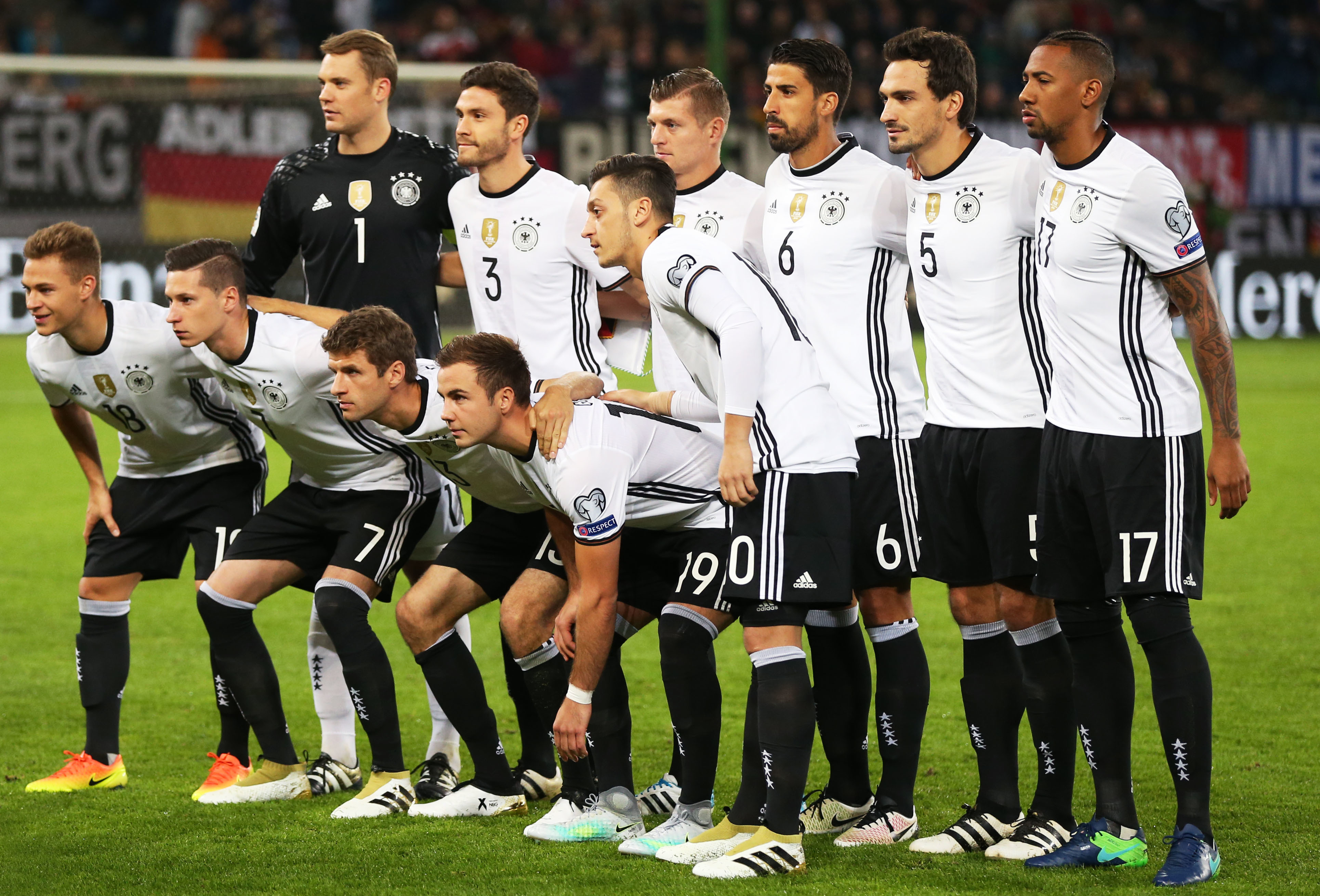 年轻中场球 年轻中场球