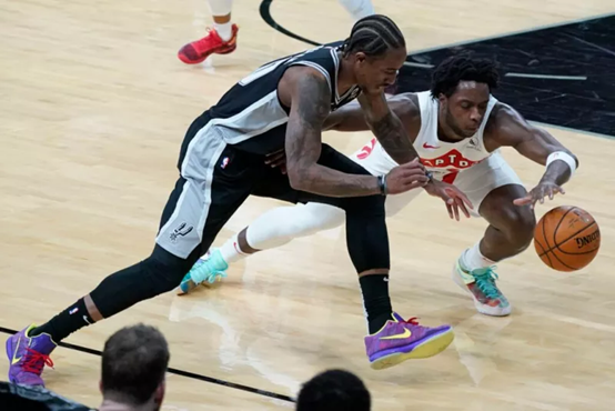 太阳队的防 太阳队的防