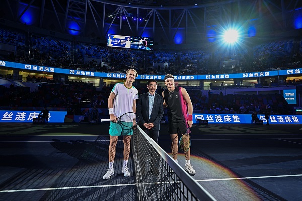 赞助和转播 赞助和转播