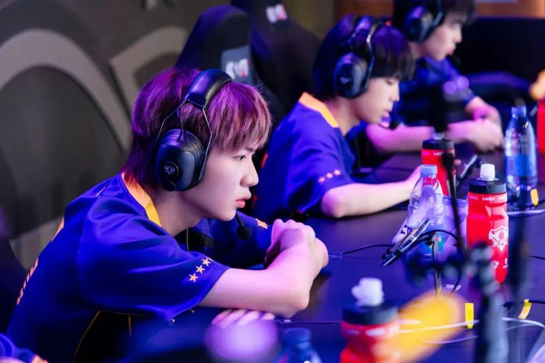 一位备受关 一位备受关